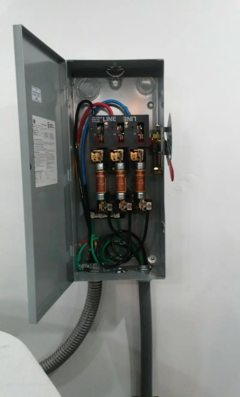 Three-phase disconnect switch installed for Electrical Wiring & Rewiring in Wilkshire Hills